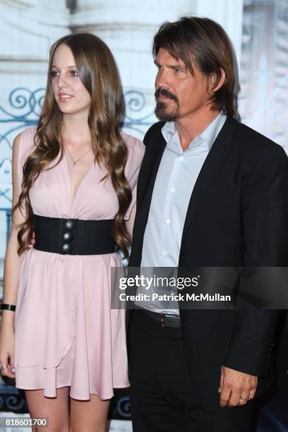 Eleanor Jasmine Lambert Photos and Premium High Res Pictures - Getty Images