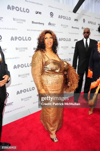 Aretha Franklin attends 2010 Apollo Theater Benefit Concert & Awards Ceremony Red- Carpet Arrivals at The Apollo Theater NYC on June 14, 2010.