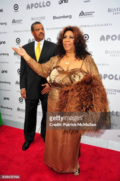 Aretha Franklin attends 2010 Apollo Theater Benefit Concert & Awards Ceremony Red- Carpet Arrivals at The Apollo Theater NYC on June 14, 2010.