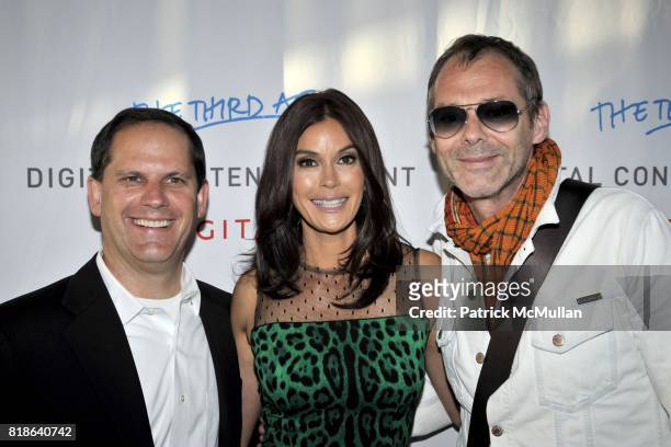 Tony Weisman, Teri Hatcher and Mark Beeching attend DIGITAS & The Third Act Present: Kick-off COCKTAIL PARTY for the DIGITAL CONTENT NEWFRONT...