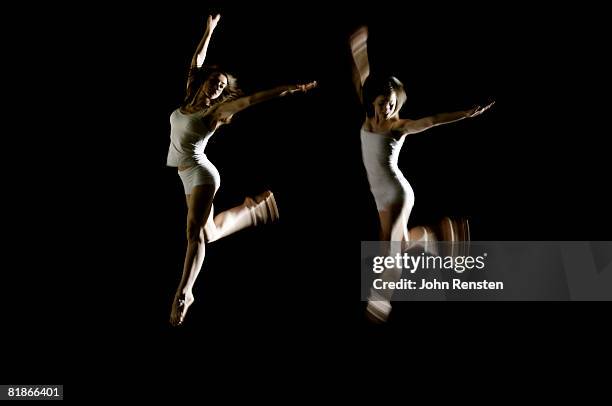 ballet and contemporary dancers - modern dancing photos stock pictures, royalty-free photos & images