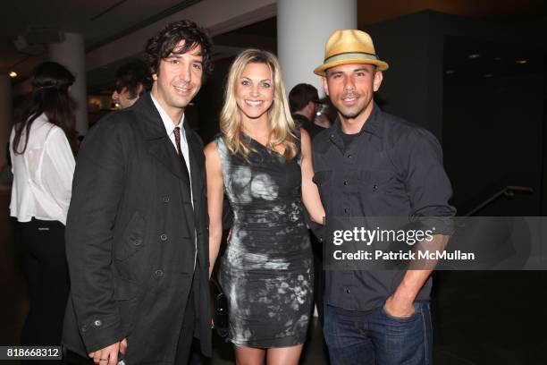 David Schwimmer, Kat Dec, Billy Dec attend the Opening of Zoe Buckman's "Loos" at MILK Gallery on June 01, 2010 in New York City.