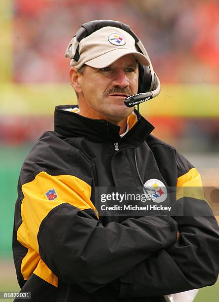 Pittsburgh Steelers head coach Bill Cowher on the sidelines during the game against the PIttsburgh Steelers on Oct 24, 2005. The Steelers defeated...