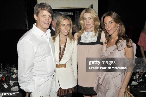 Matthew Mellon, Nicole Hanley Mellon, Serena Boardman and Dori Cooperman attend The Lion Dinner Hosted by Charlie Kim, Dori Cooperman, Ulla Parker,...