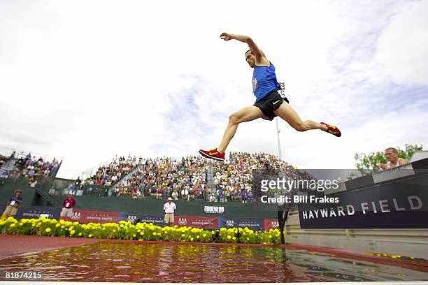 Olympic Trials: William Nelson in action during 3000M Steeplechase Semifinals at Hayward Field. Eugene, OR 7/5/2008 CREDIT: Bill Frakes