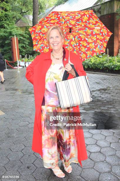 Gail Sheldon attends Wildlife Conservation Society Spring 2010 Gala "Flight of Fancy" at Central Park Zoo on June 10, 2010 in New York City.