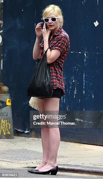 Kirsten Dunst 2008 Photos and Premium High Res Pictures - Getty Images