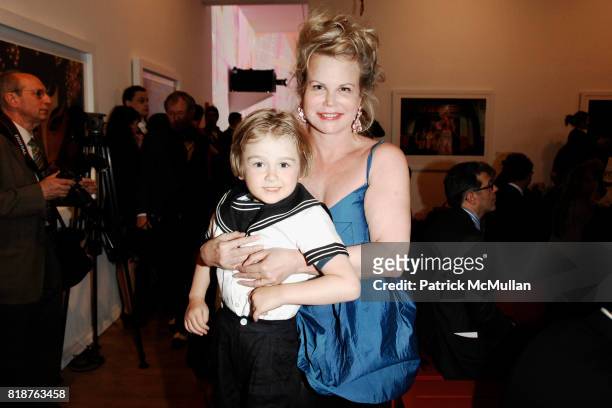 Kim Garfunkel attends The SCAD Style Etoile 2010 Awards Gala at James Cohan Gallery on April 19, 2010 in New York City.