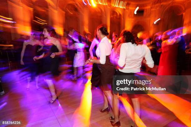 Atmosphere at BALLET HISPANICO'S 40th Anniversary Spring Gala at The Plaza on April 19, 2010 in New York City.