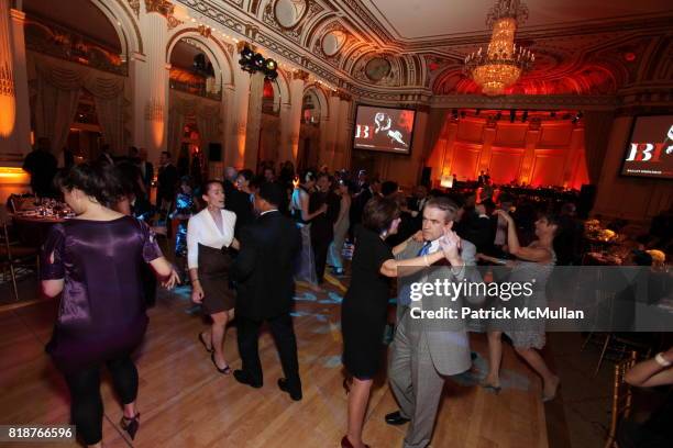 Atmosphere at BALLET HISPANICO'S 40th Anniversary Spring Gala at The Plaza on April 19, 2010 in New York City.