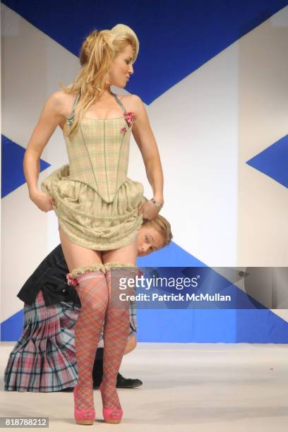 And Louise Linton attend GLENFIDDICH Presents DRESSED TO KILT at M2 Ultra Lounge on April 5, 2010 in New York City.