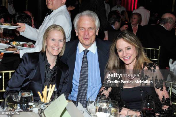Stacey Hadash, Shelby Coffey and Jonie McDonell attend PARIS REVIEW BOARD OF DIRECTORS REVEL 2010 at Cipriani on April 13, 2010 in New York City.