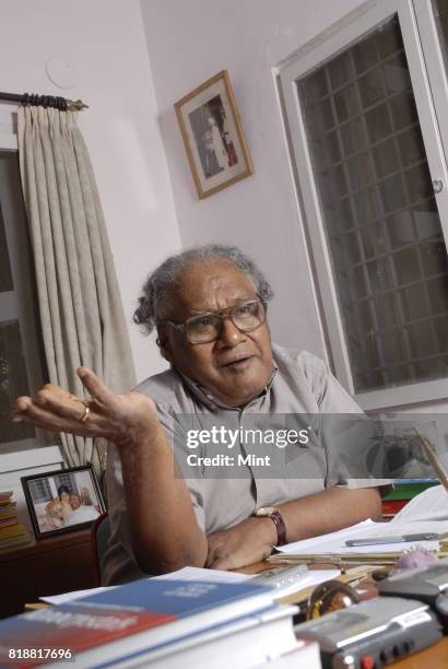Profc N Rao 76 C N R Rao Stock Photos, High-Res Pictures, and Images - Getty Images