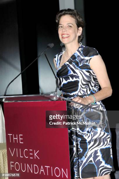 Dana Cowin attends The VILCEK FOUNDATION Prizes 2010 at Mandarin Oriental on April 7, 2010 in New York City.