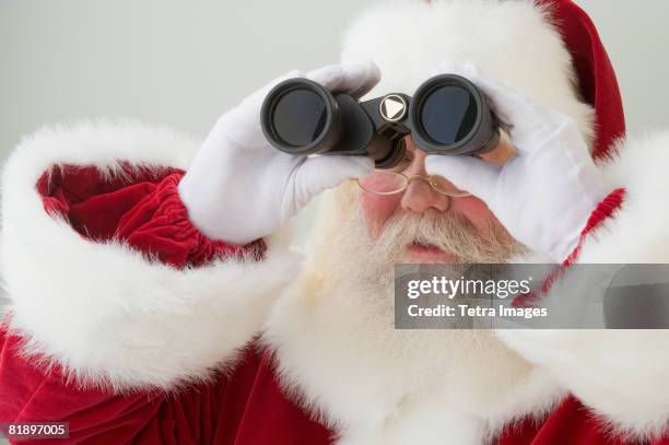 Santa Observation Watching For Santa Photos and Premium High Res Pictures - Getty Images