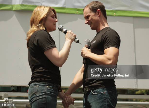 From the cast of "[title of show]" Heidi Blickenstaff and Jeff Bowen perform at the 2008 Broadway in Bryant Park on July 10, 2008 in New York City.