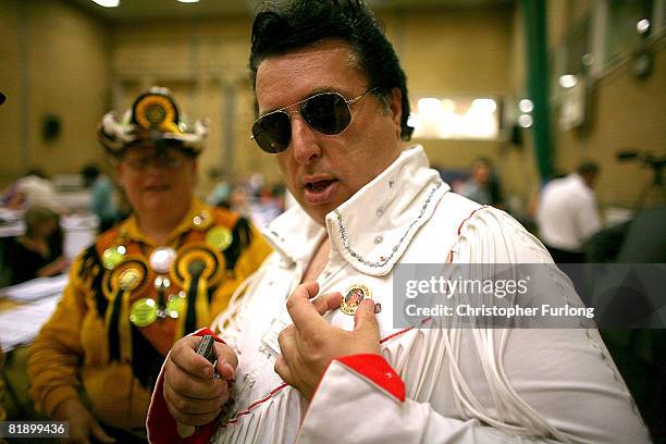 Alan Hope The Official Monster Raving Loony Party Photos and Premium High Res ...