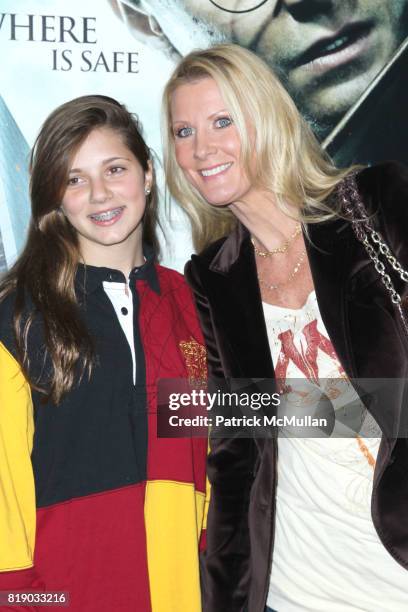 Michaela Cuomo and Sandra Lee attend New York Premiere of HARRY POTTER AND THE DEATHLY HALLOWS at Alice Tully Hall on November 15, 2010 in New York...