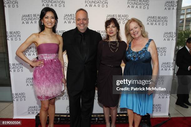 Kelly Choi, Tony Mantuano, Cathy Mantuano and Susan Ungaro attend James Beard Foundation Awards 2010 at Lincoln Center on May 3, 2010 in New York...