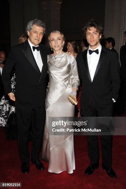 Alain Elkann, Franca Sozzani and Francesco Carrozzini attend THE METROPOLITAN MUSEUM OF ART'S Spring 2010 COSTUME INSTITUTE Benefit Gala at THE...