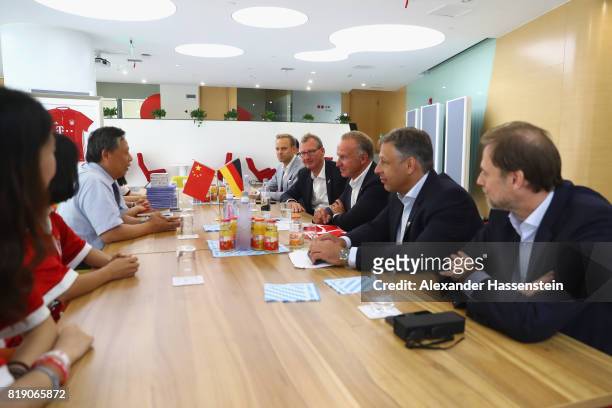 Karl-Heinz Rummenigge, CEO of FC Bayern Muenchen meets Professor Wu Jiang, executive vice president of the Tongji Universiity Shanghai at Tongji...