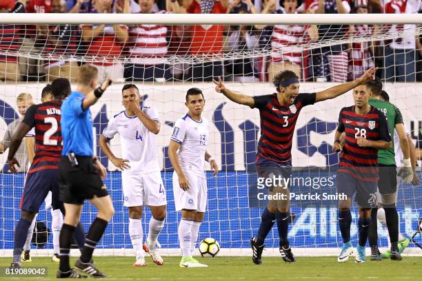 Omar Gonzalez of the United States celebrates after scoring a goal against El Salvador in the first half during the 2017 CONCACAF Gold Cup...