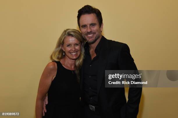 Patty Hanson and Charles Esten take photos for Charles Esten's #OneSingleYear Celebration Concert at CMA Theater at the Country Music Hall of Fame...