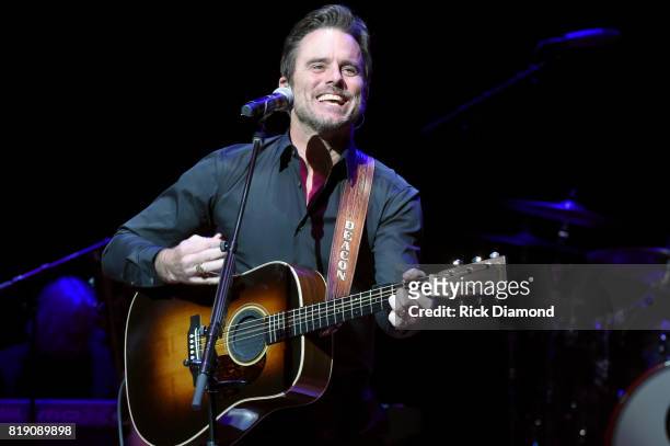 Charles Esten performs on stage for his #OneSingleYear Celebration Concert at CMA Theater at the Country Music Hall of Fame and Museum on July 19,...
