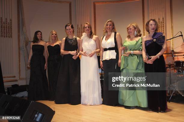Dean Rohde Desiree Allen Photos and Premium High Res Pictures - Getty Images