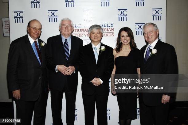 John K. Castle, Phil Donahue, Dr. Ching-Hon Pui, Marlo Thomas and Dr. John J. Connolly attend CASTLE CONNOLLY Medical Ltd. 5th Annual National...