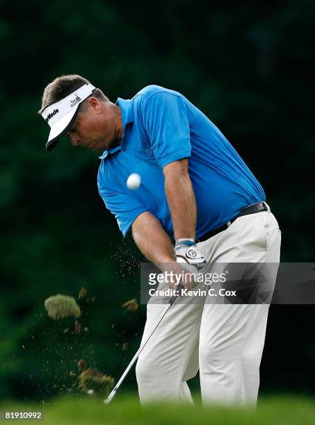 Kenny Perry plays his second shot from the sixth fairway during the second round of the 2008 John Deere Classic at TPC at Deere Run on Friday, July...