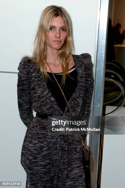 Fernanda Lima attends TOOLS FOR THOUGHT: REBUILD HAITI With Special Performance By PATTI SMITH at Sotheby's on March 15, 2010 in New York City.