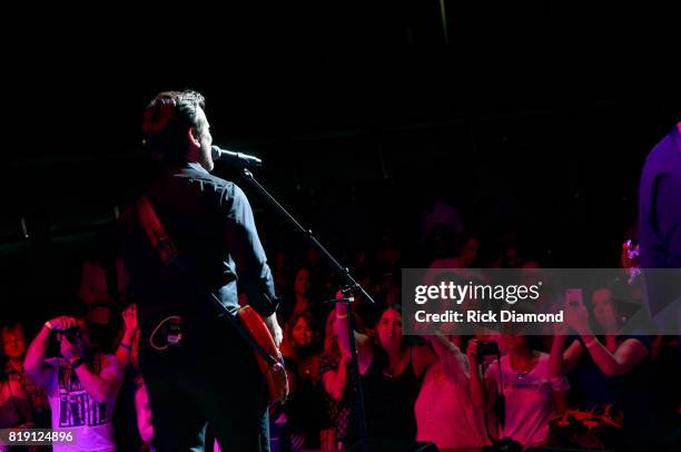 Charles Esten performs on stage for his #OneSingleYear Celebration Concert at CMA Theater at the Country Music Hall of Fame and Museum on July 19,...