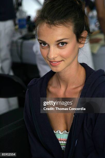 Maya backstage at Sais by Rosa Cha