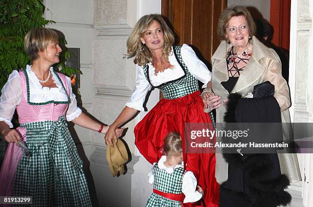 Countess Gloria von Thurn und Taxis and her sister Maya Flick attend with their mother Beatrix von Schoenburg-Glauchau the opera 'Carmen' at the...