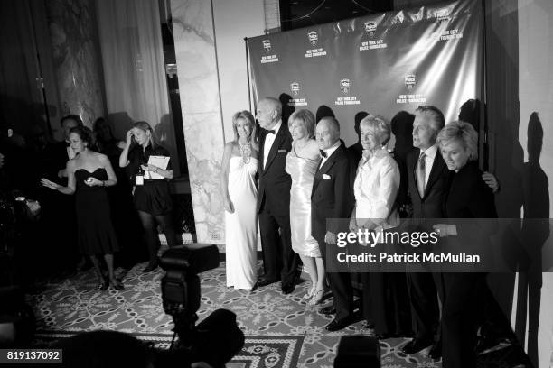 Gail Icahn, Carl Icahn, Valerie Salembier, Commissioner Raymond Kelly, Veronica Kelly, Michael Douglas and Tina Brown attend NEW YORK CITY POLICE...