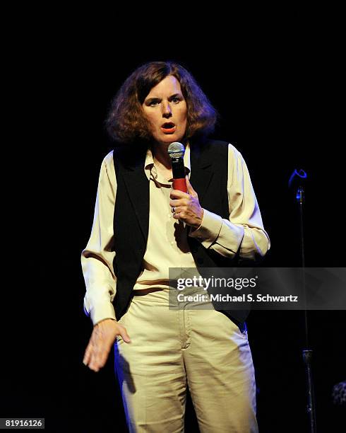 Paula Rants 941 Paula Poundstone Photos & High Res Pictures - Getty Images