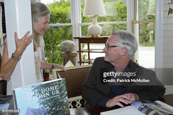 Eleonor Roper Eleanor Roper and Bobby McAlpine attend Bobby McAlpine Book Signing ...