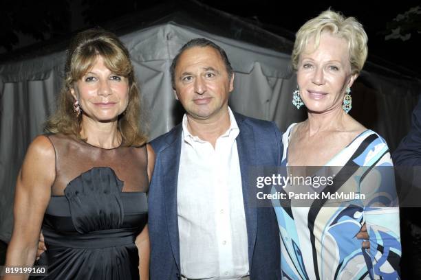 Patrizia Papachristidis, Yuroz and Nancy Corzine attend PARRISH ART MUSEUM Midsummer Party, Honoring BETH RUDIN DEWOODY and ROSS BLECKNER at Parrish...