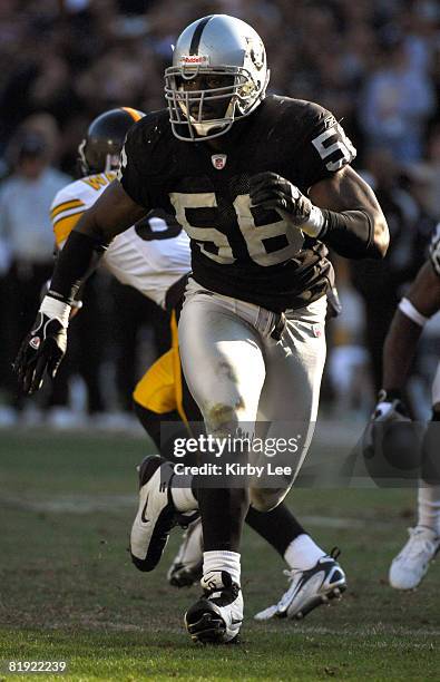 Oakland Raiders defensive end Derrick Burgess during 20-13 victory over the Pittsburgh Steelers at McAfee Coliseum in Oakland, Calif. On Sunday,...