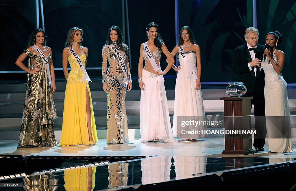 Top-five contestants (L-R) Taliana Varga