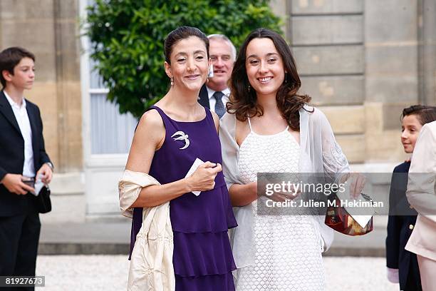 Ingrid Betancourt and her daughter Melanie Betancourt arrive in the courtyard of the elysee before the surrender ceremony decorations where she...