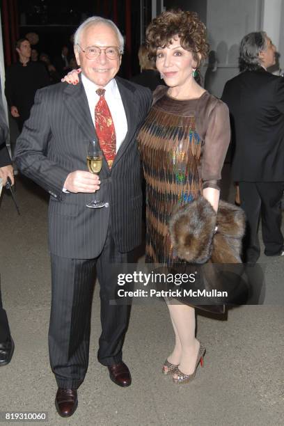 Resnick 1,307 Lynda And Stewart Resnick Photos & High Res Pictures - Getty Images