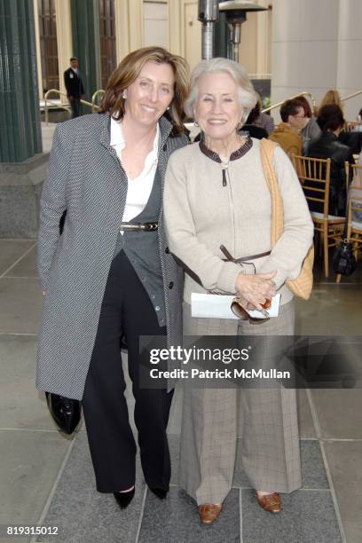 450 Margaret Brooks Stock Photos, High-Res Pictures, and Images - Getty ...