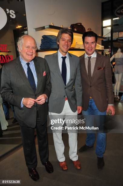 John Jay Mortimer, Stephen Gaghan and Peter Davis attend MINNIE MORTIMER Spring 2010 Collection Launch at SCOOP NYC on April 8, 2010.