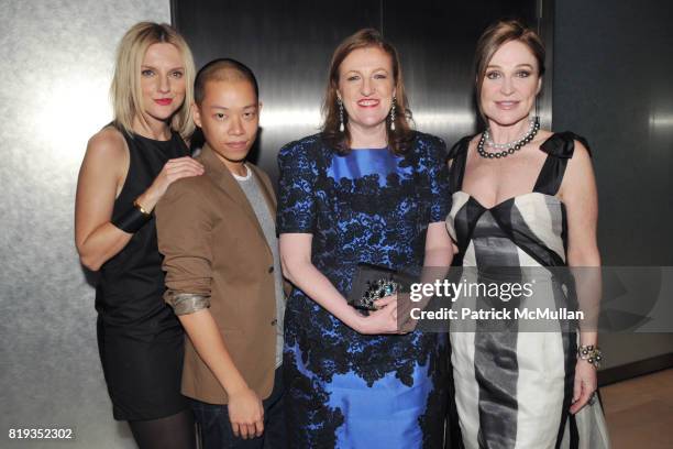 Laura Brown, Jason Wu, Glenda Bailey and Becca Cason Thrash attend AMERICAN PATRONS of TATE Artists' Dinner at Hearst Tower on May 4th, 2010 in New...