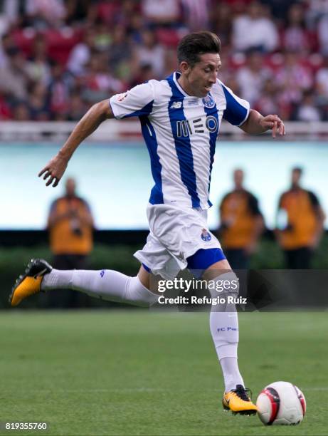 Hector Herrera of Porto drives the ball during the friendly match between Chivas and Porto at Chivas Stadium on July 19, 2017 in Zapopan, Mexico.