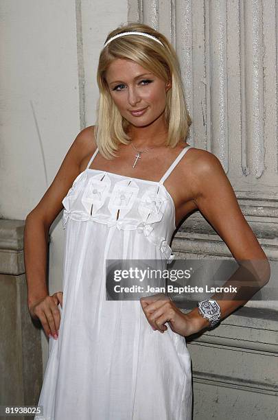 Paris Hilton attends the "The Good Life" Photographs by Murray Garrett and Slim Aarons at the Photographers Gallery on June 27, 2008 in Los Angeles,...