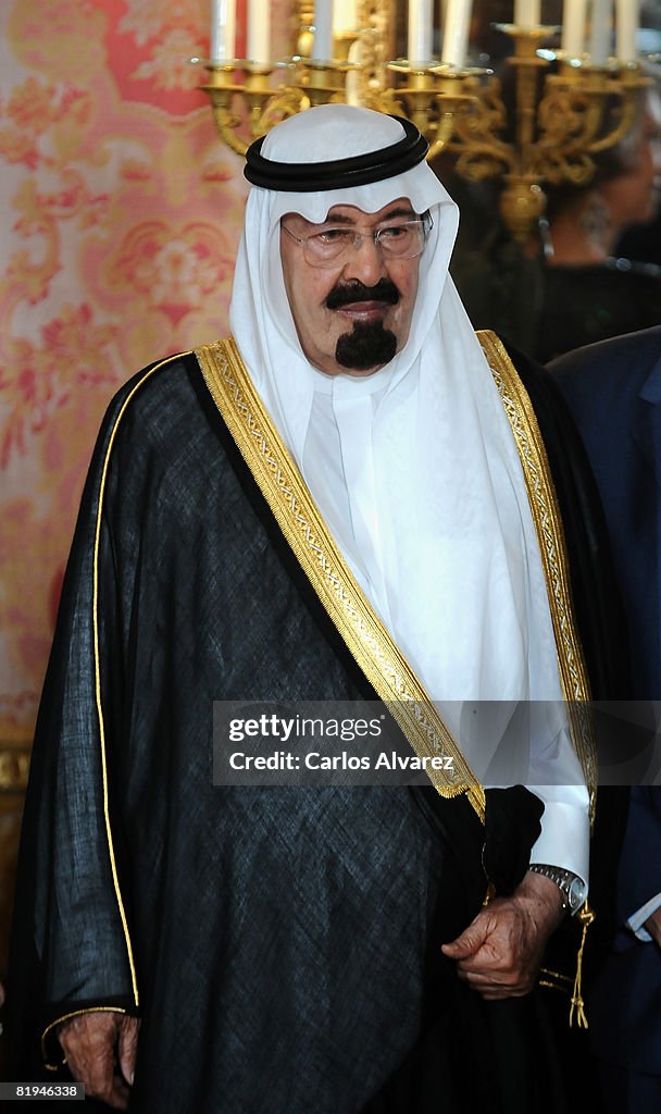 Spanish Royals Host Gala Dinner Honoring Saudi Arabia King