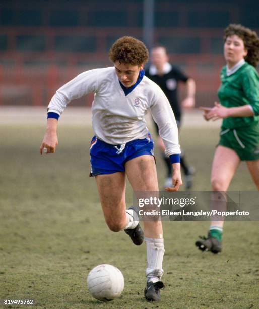 England woman footballer Kerry Davis in action, circa 1980.